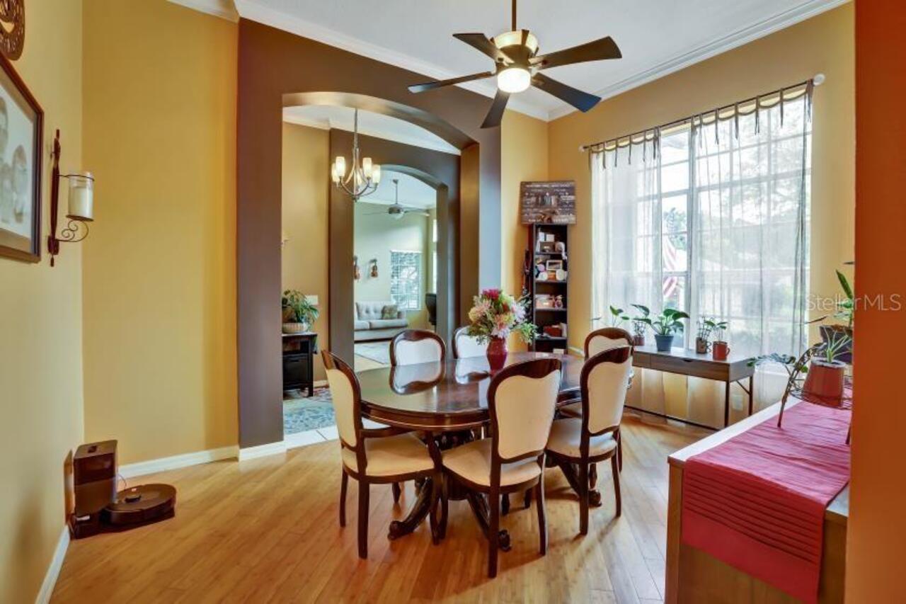 Listing Photo 12
