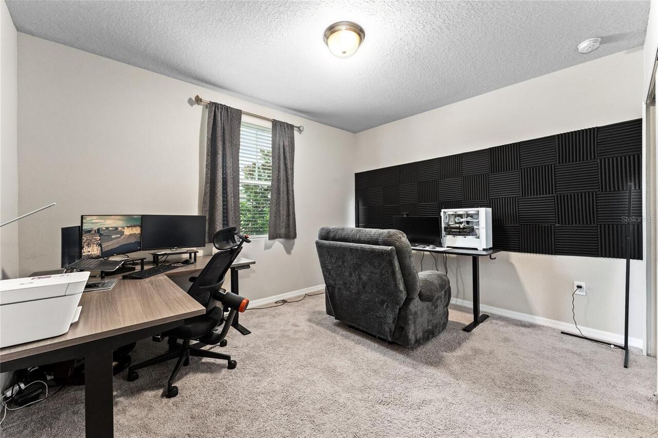 Listing Photo 14