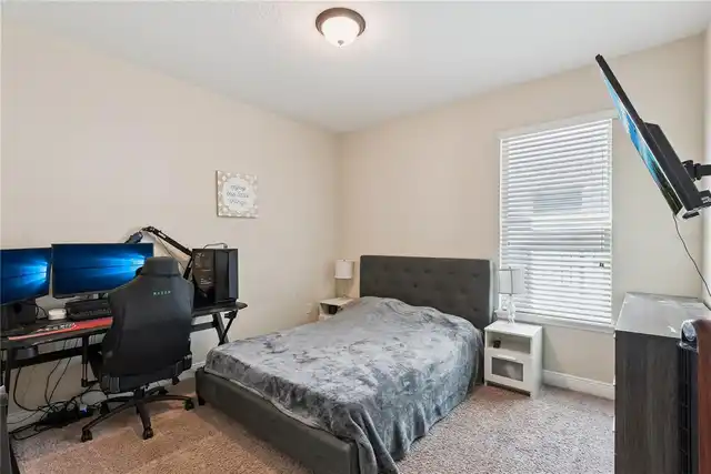 Listing Photo 16
