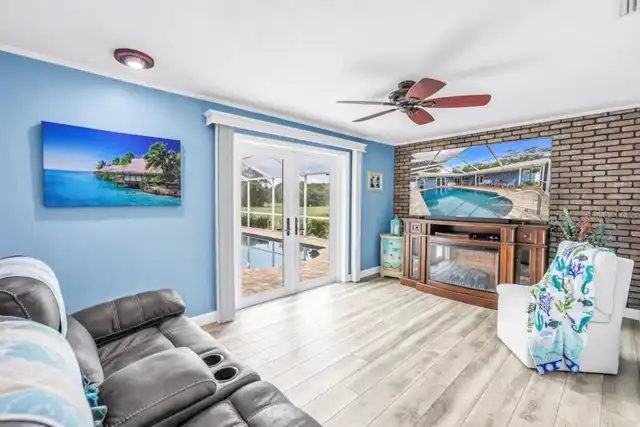 Listing Photo 18