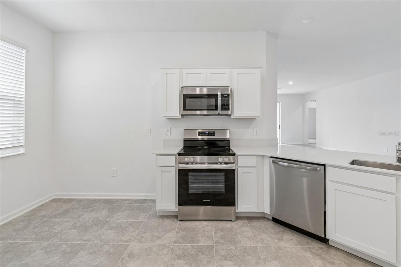 Listing Photo 9
