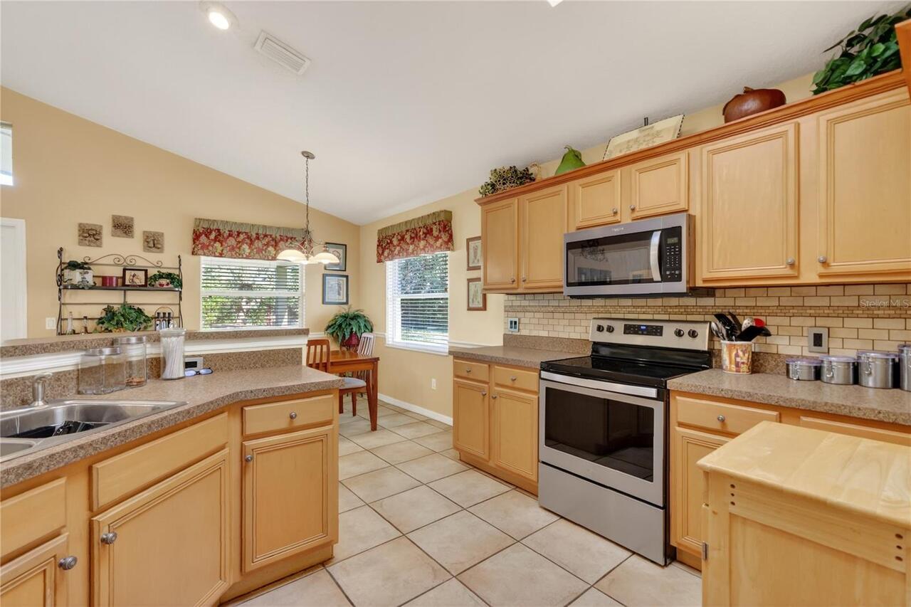 Listing Photo 17