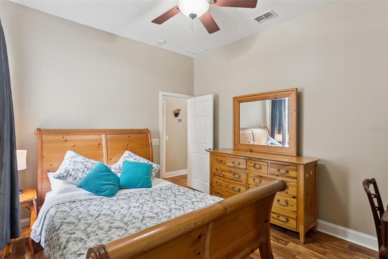 Listing Photo 28