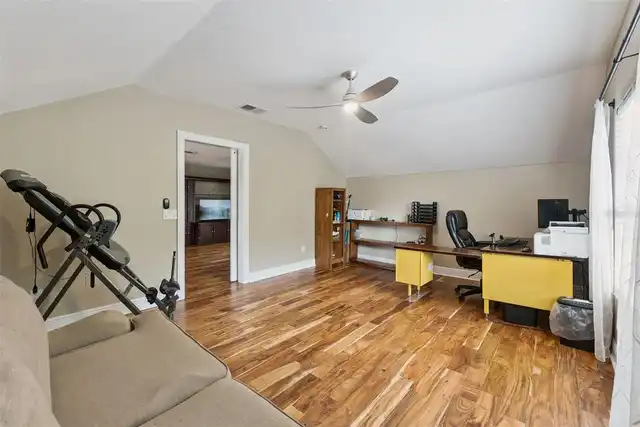 Listing Photo 38