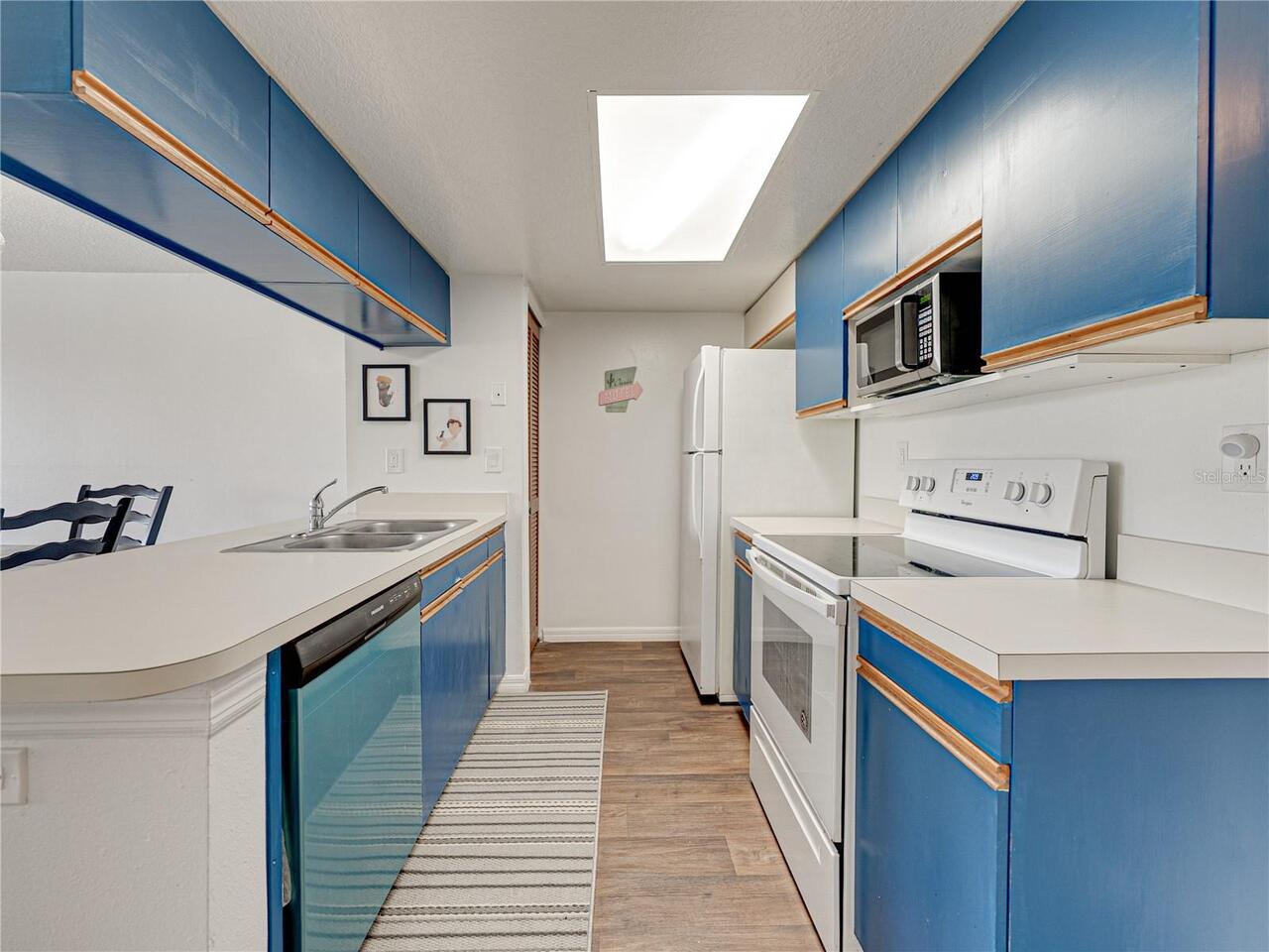 Listing Photo 6