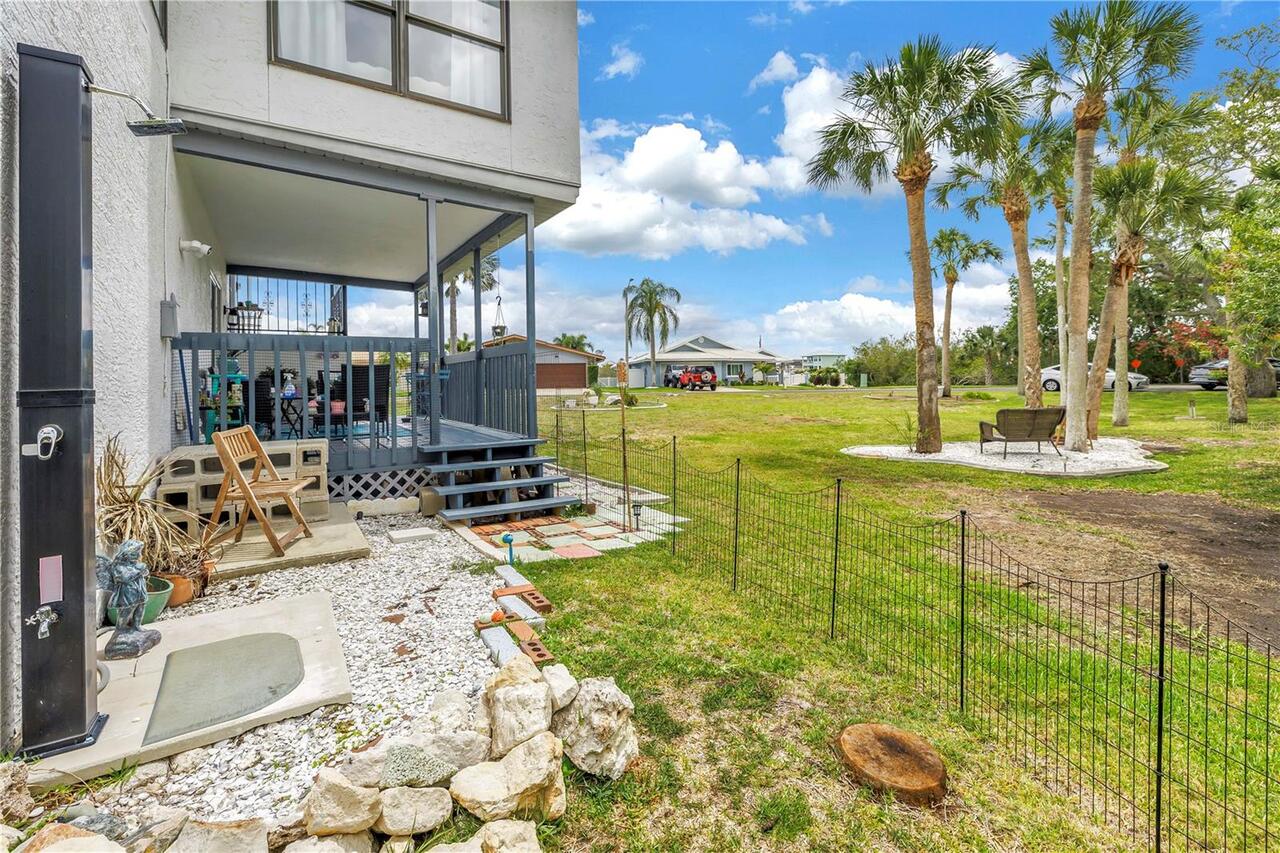 Listing Photo 8