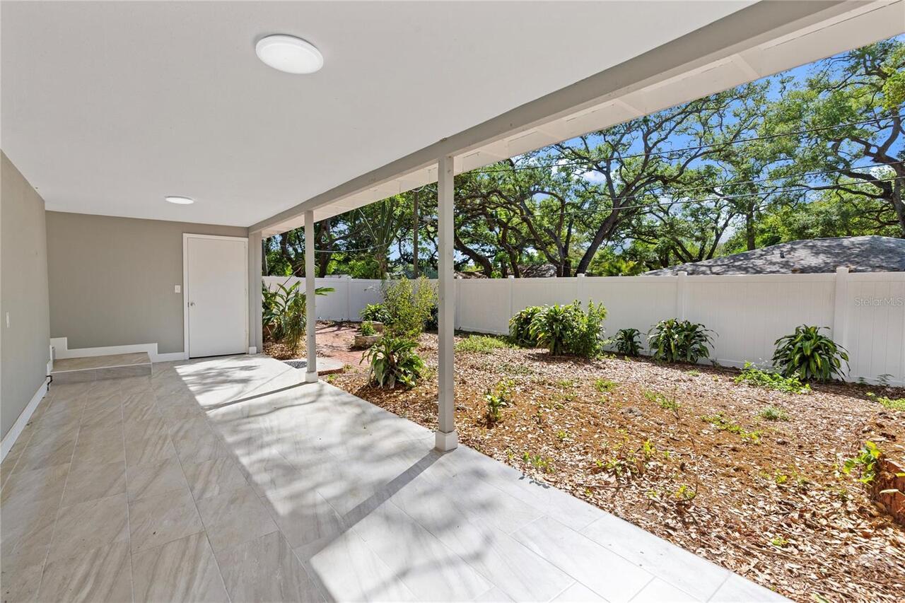 Listing Photo 9