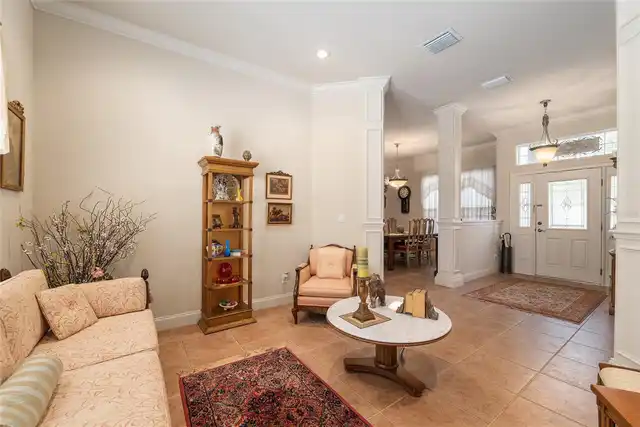 Listing Photo 15