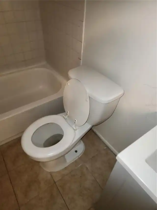 Listing Photo 6