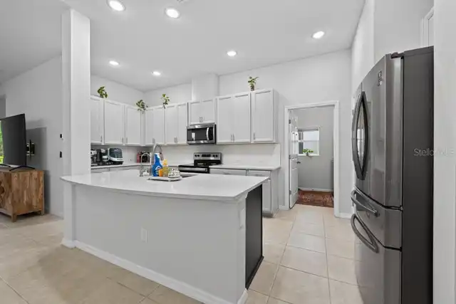 Listing Photo 11