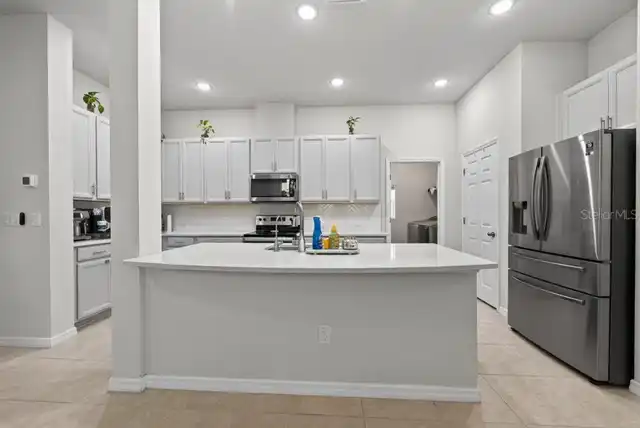 Listing Photo 12