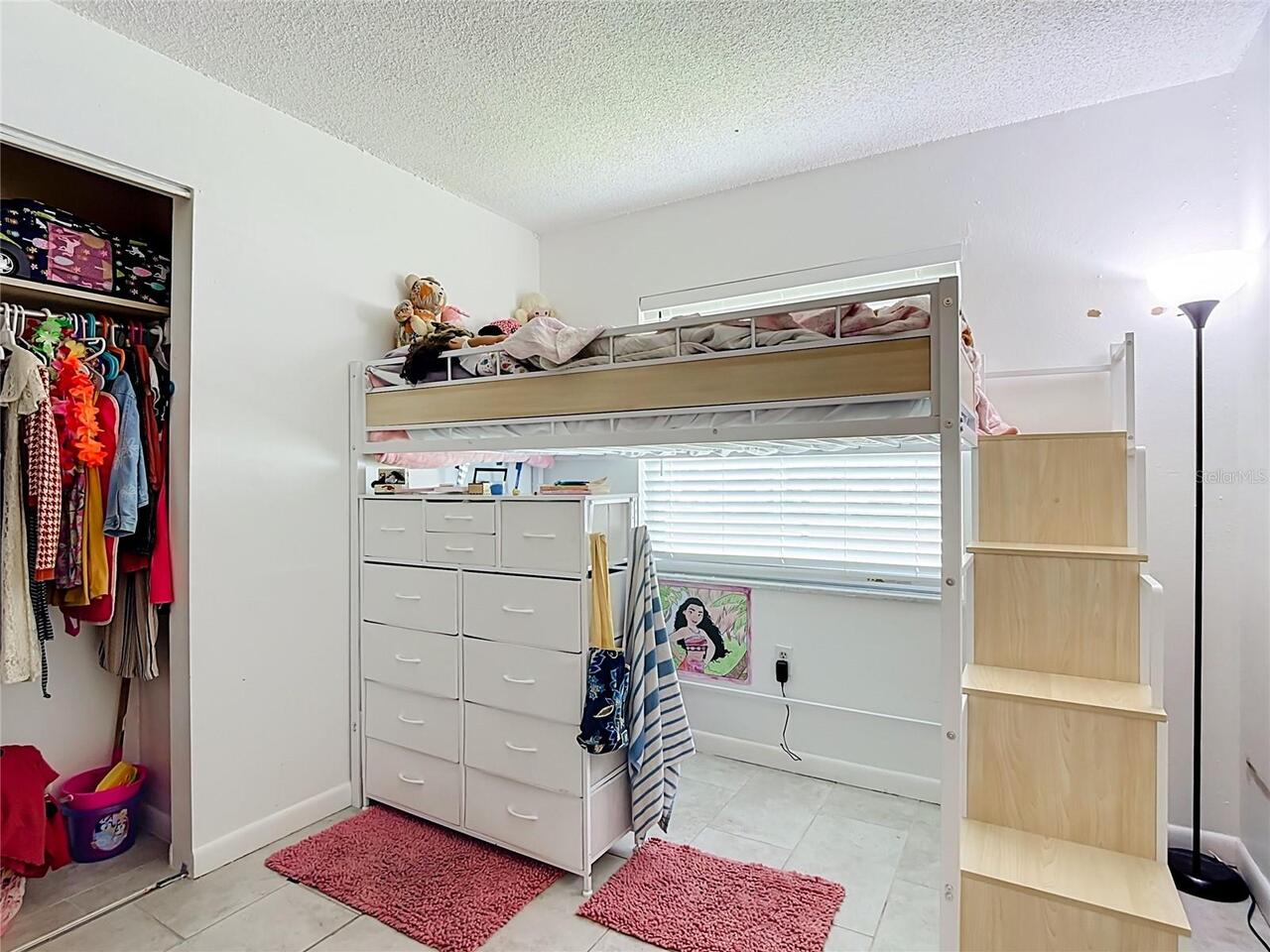 Listing Photo 14