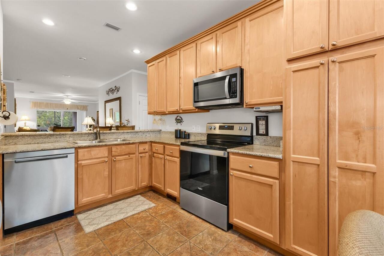 Listing Photo 17