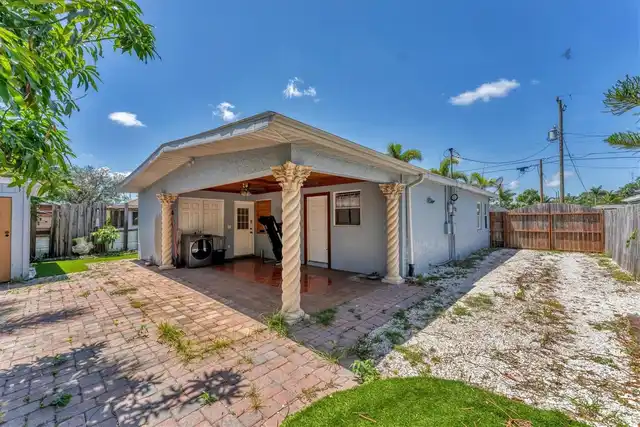 Listing Photo 25