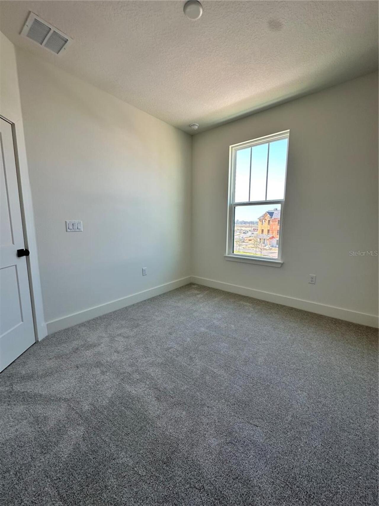 Listing Photo 35