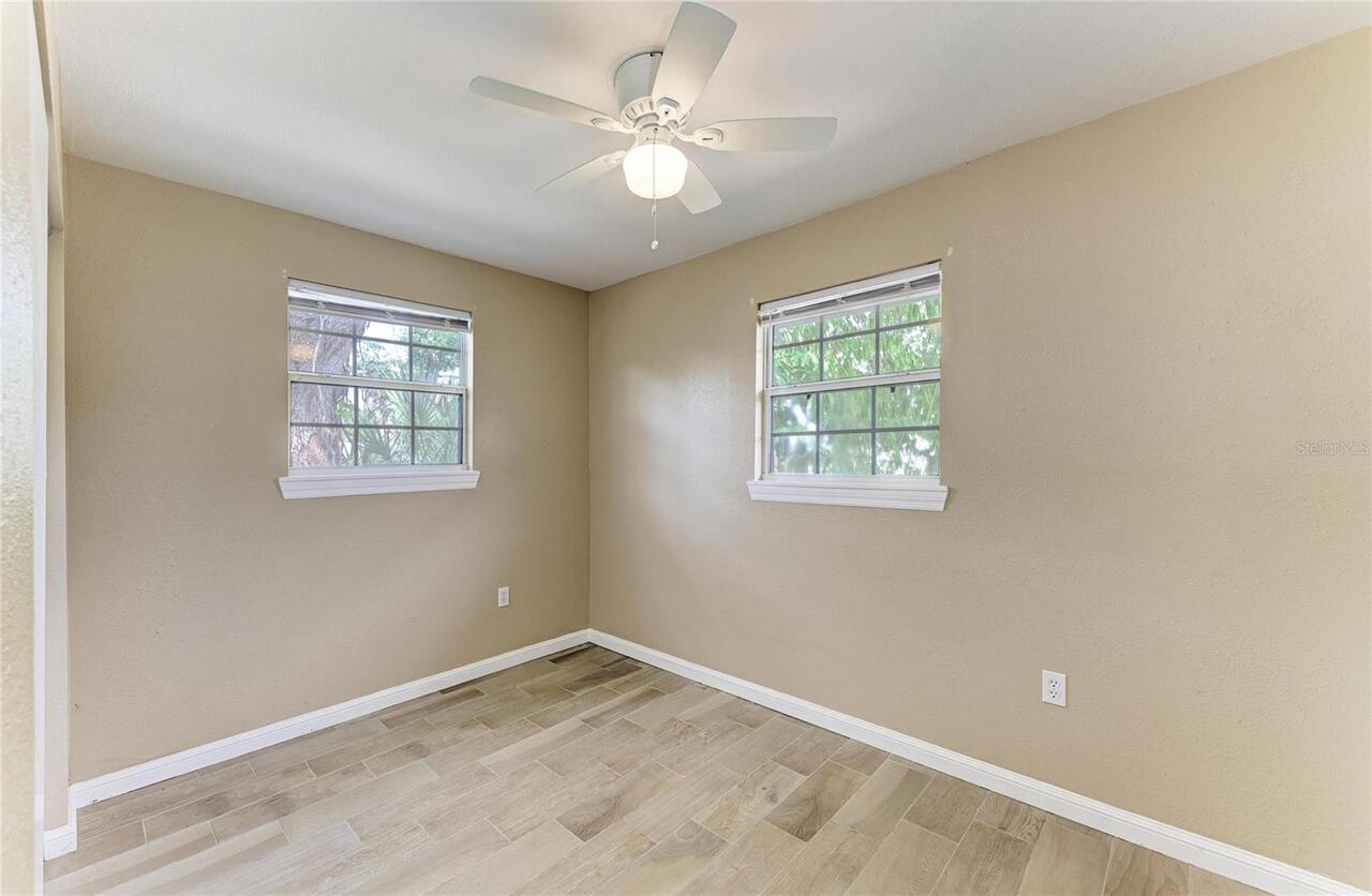 Listing Photo 22