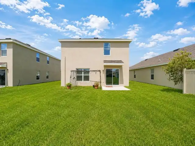 Listing Photo 9