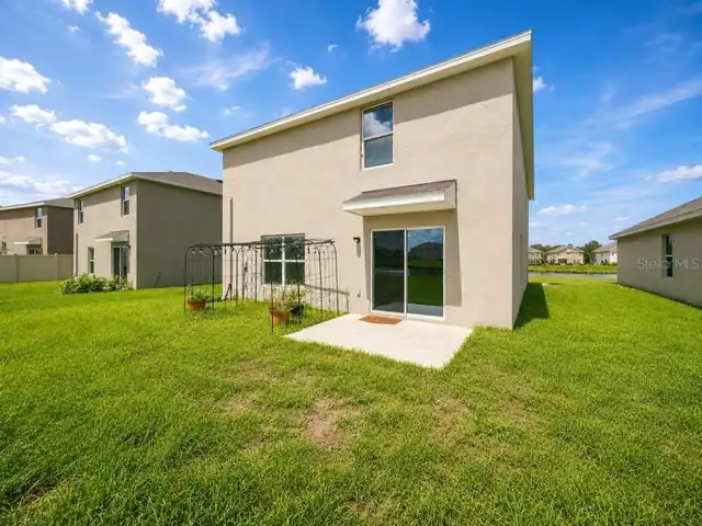 Listing Photo 12