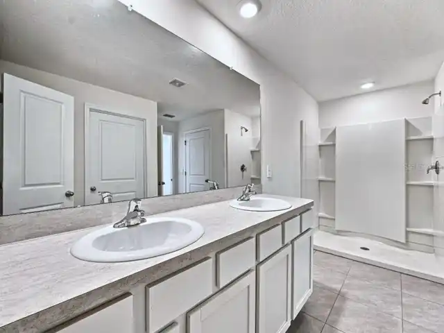 Listing Photo 41
