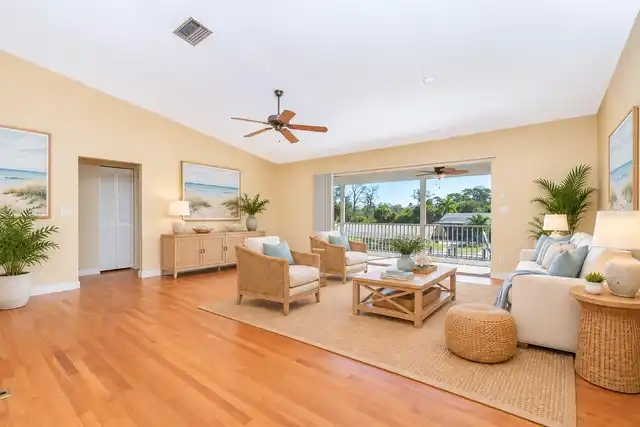 Listing Photo 9