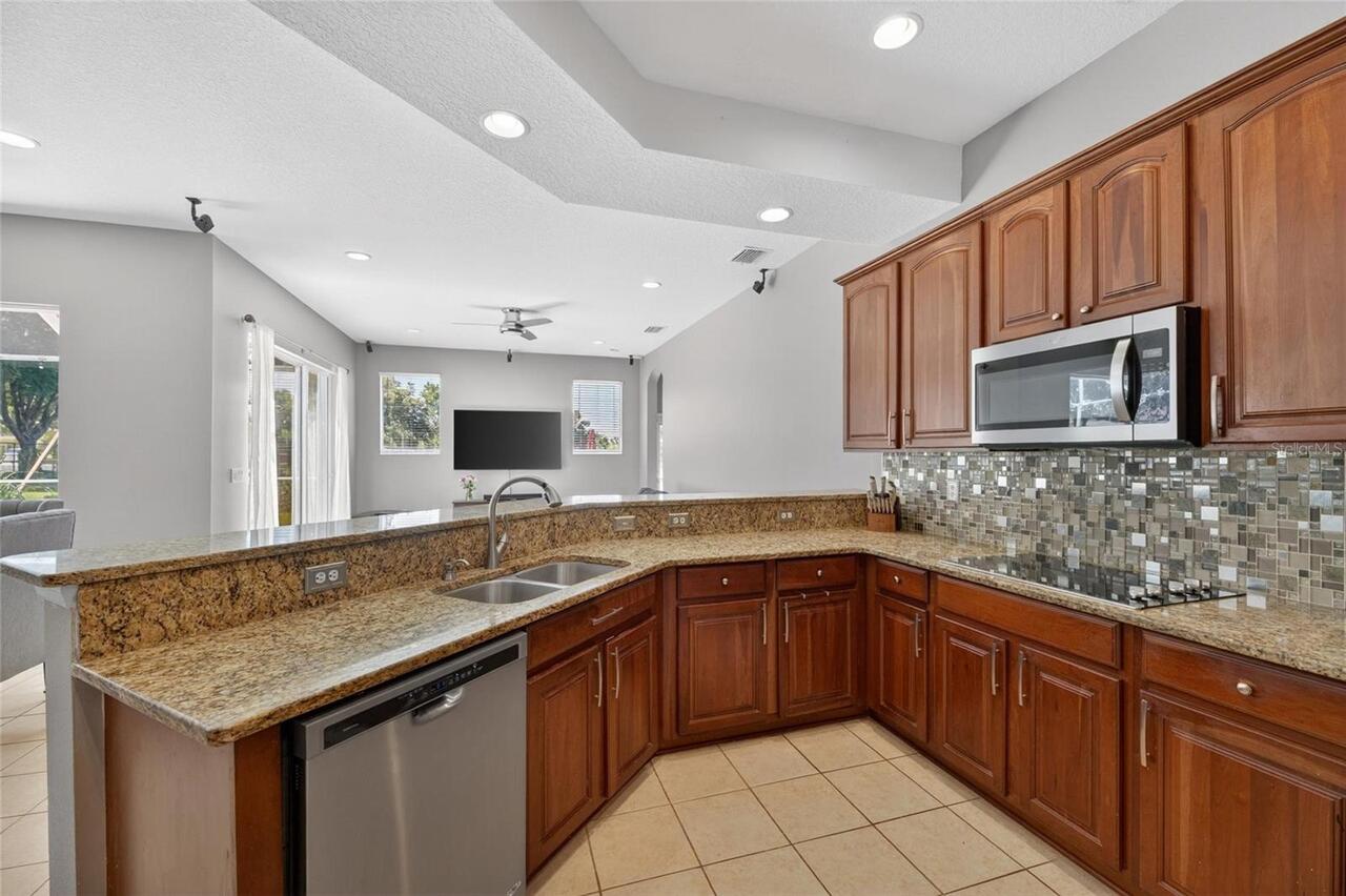 Listing Photo 18