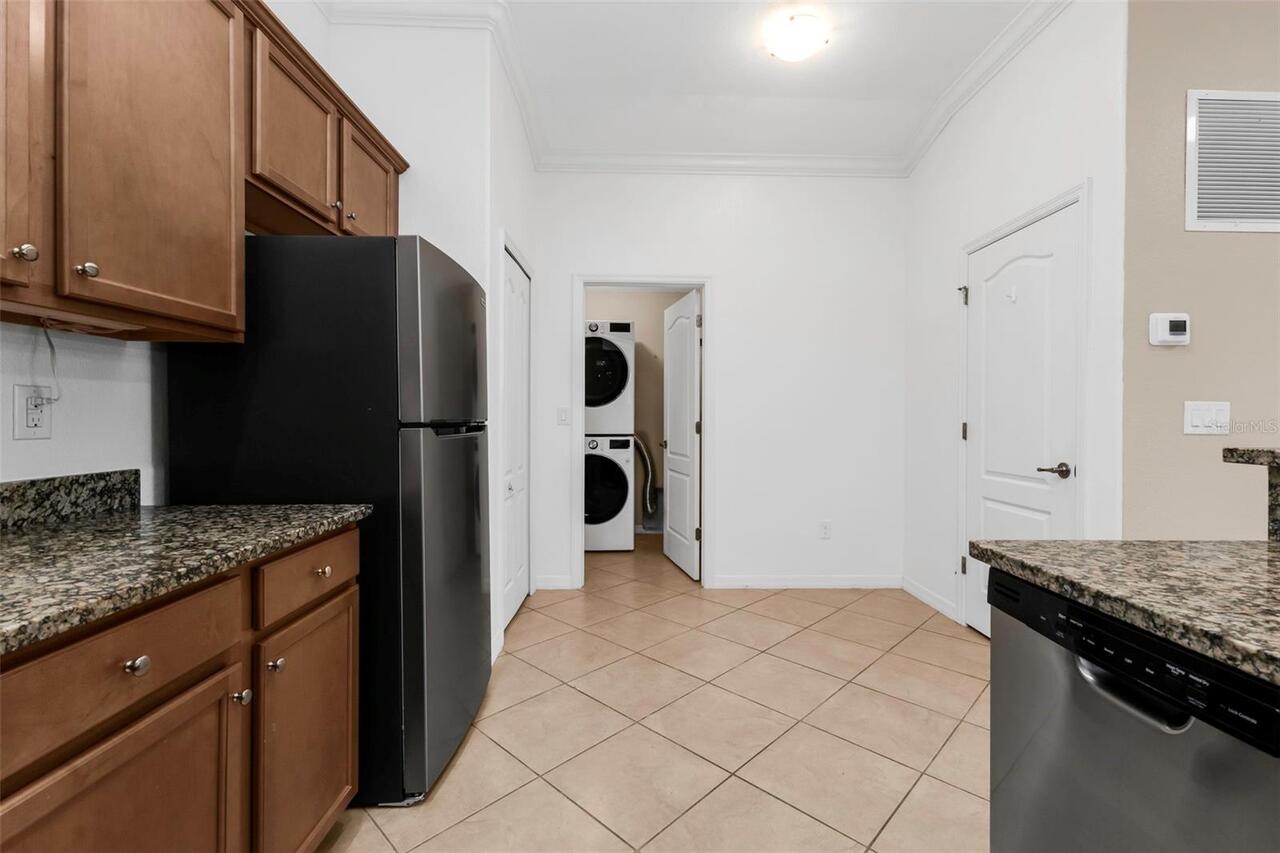 Listing Photo 14