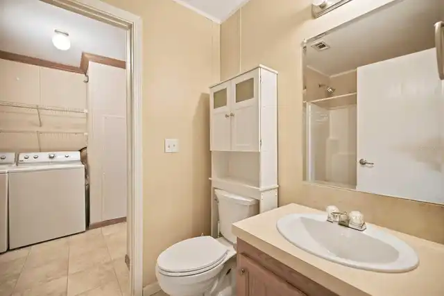 Listing Photo 9