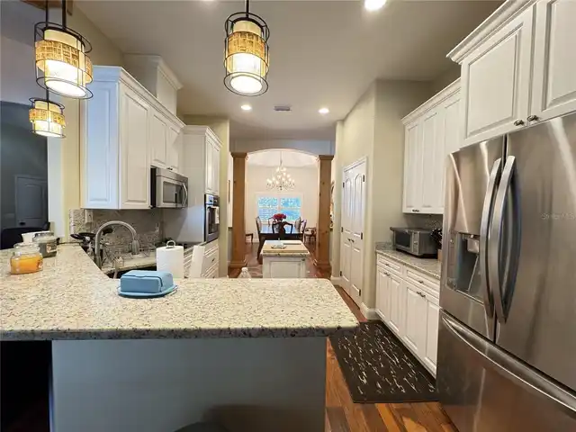 Listing Photo 11