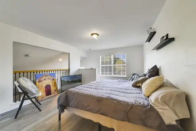Listing Photo 17