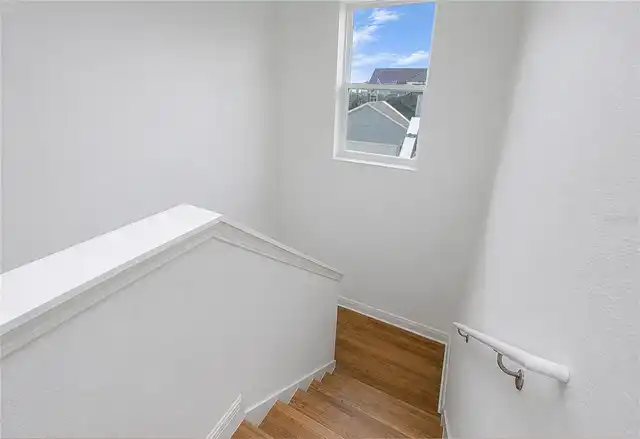Listing Photo 23