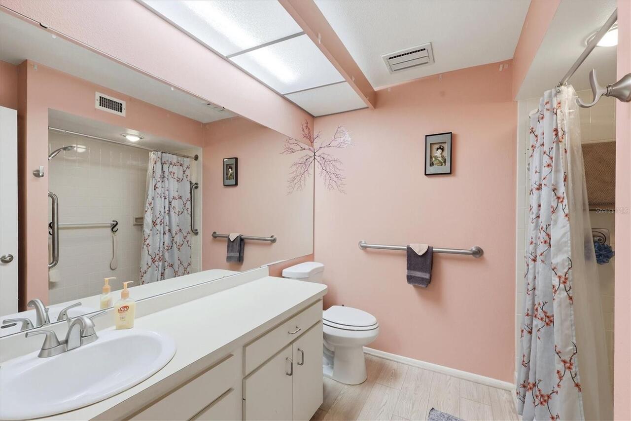 Listing Photo 21