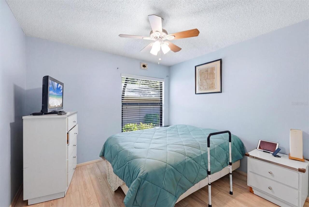 Listing Photo 23