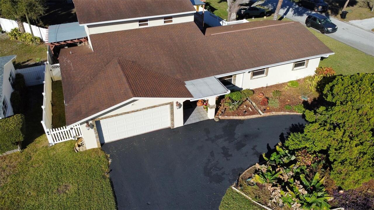 Listing Photo 11