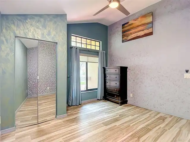 Listing Photo 29
