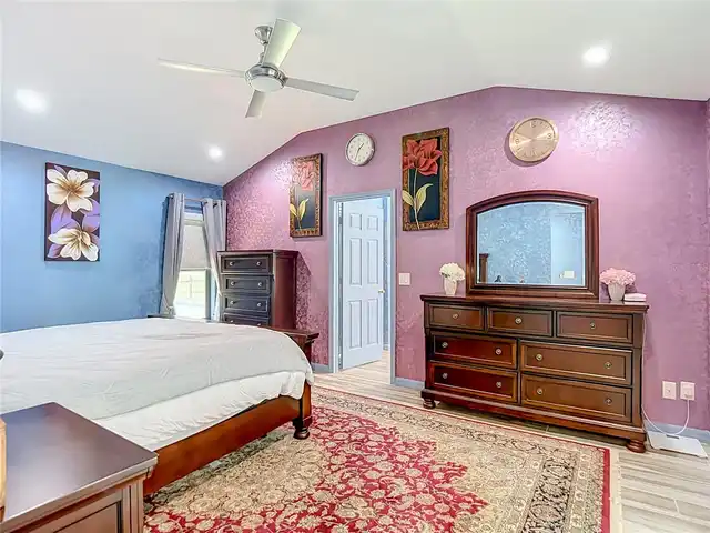 Listing Photo 35