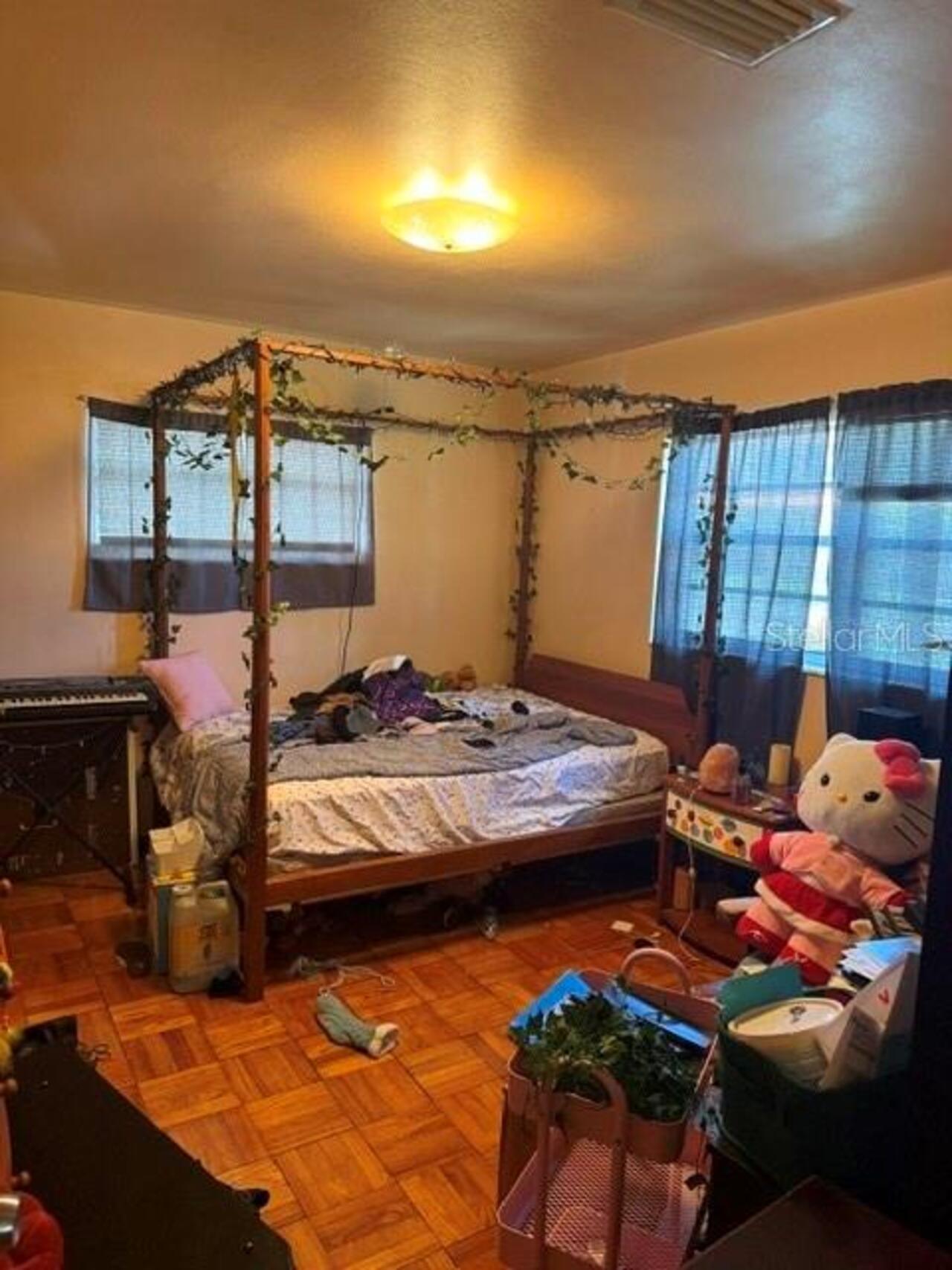 Listing Photo 11