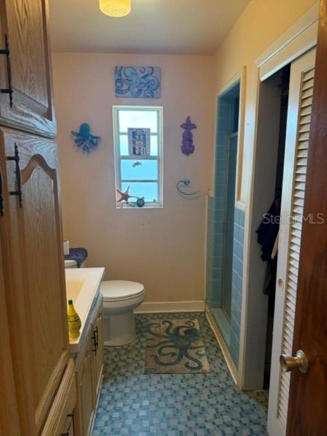 Listing Photo 12