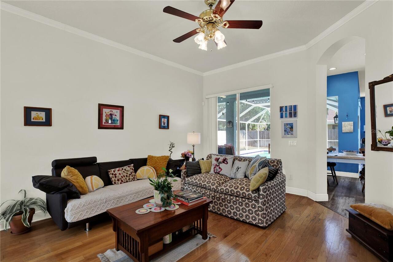 Listing Photo 10