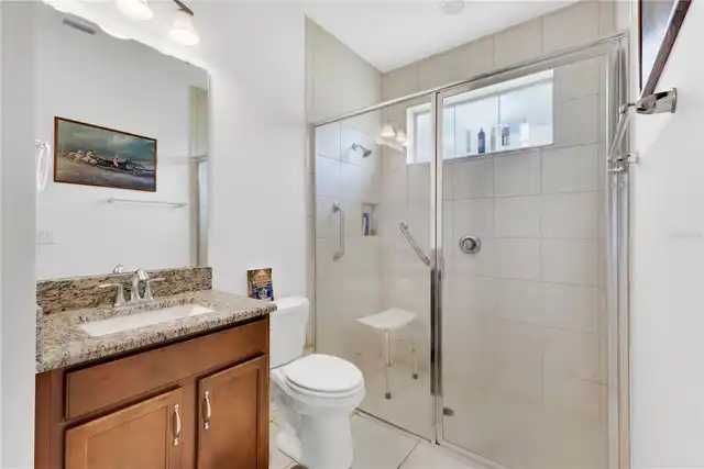 Listing Photo 11
