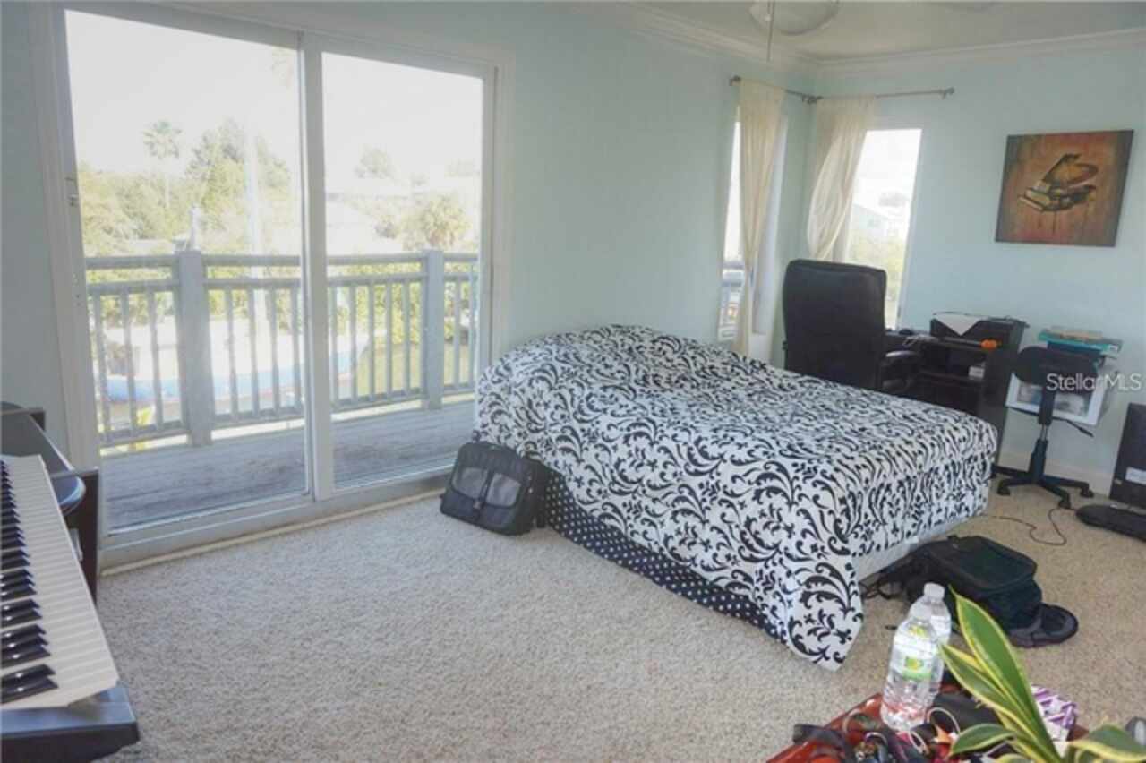 Listing Photo 17