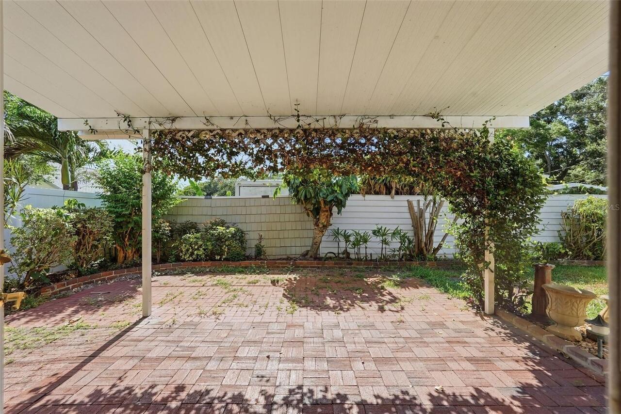 Listing Photo 32