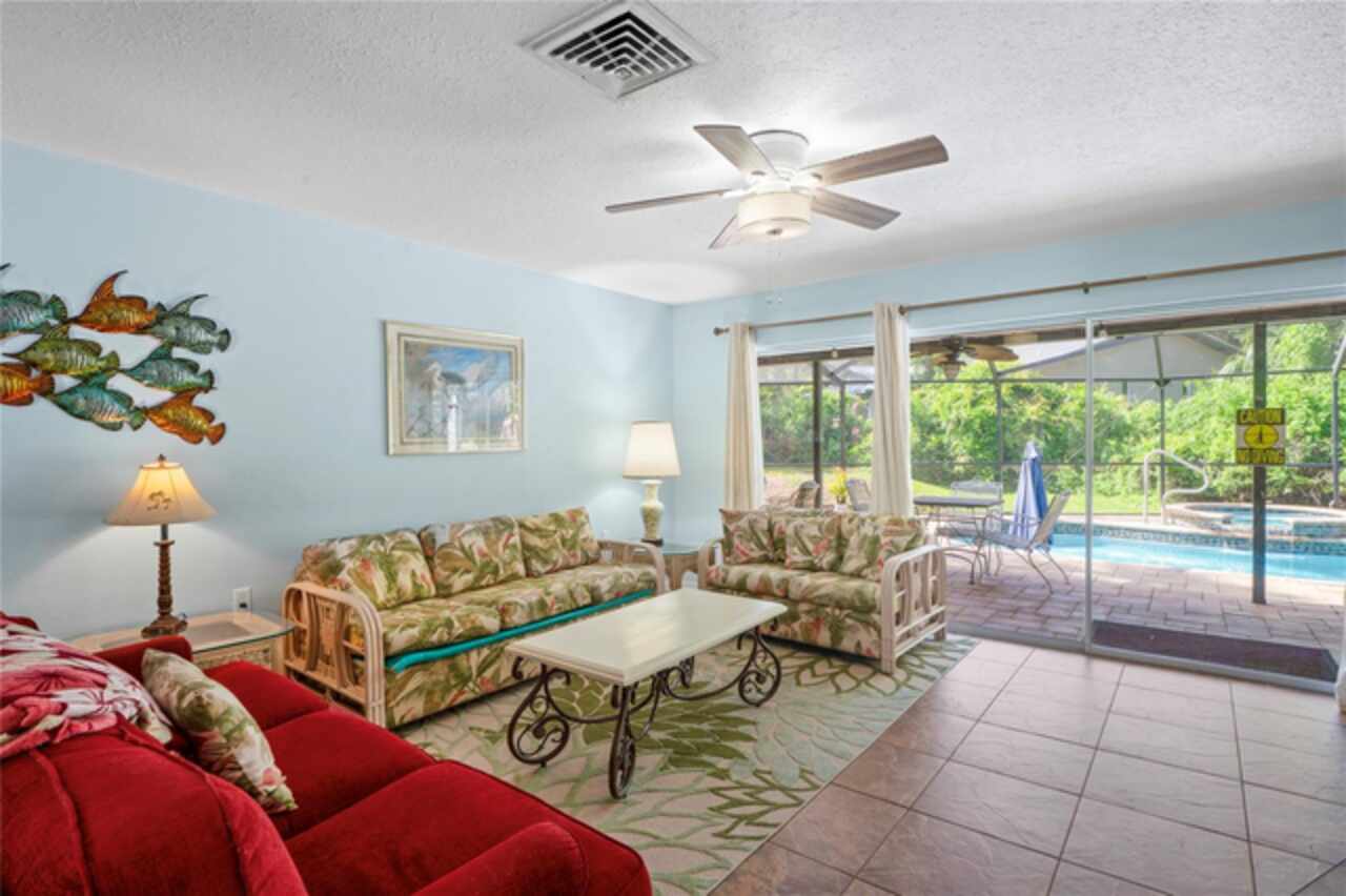 Listing Photo 9
