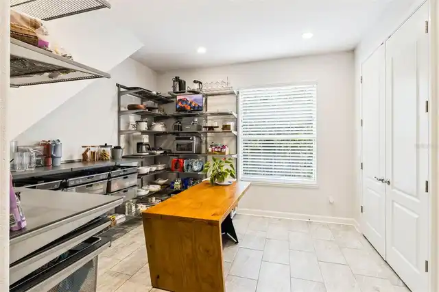 Listing Photo 22