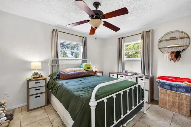 Listing Photo 14