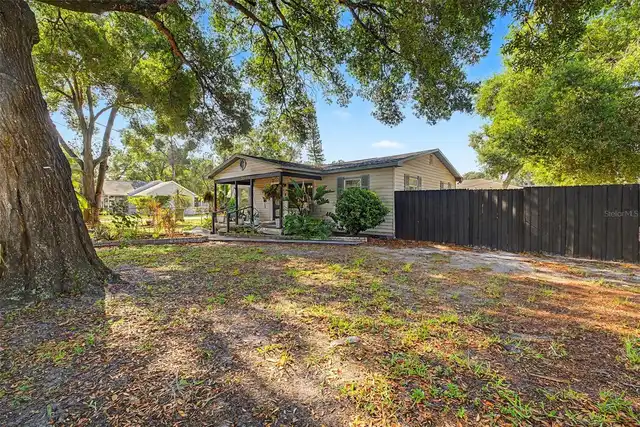 Listing Photo 34