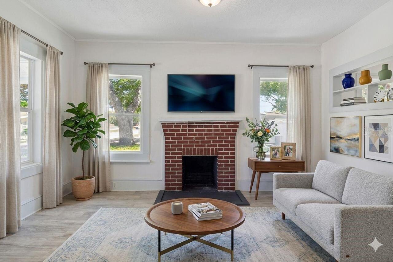 Listing Photo 10