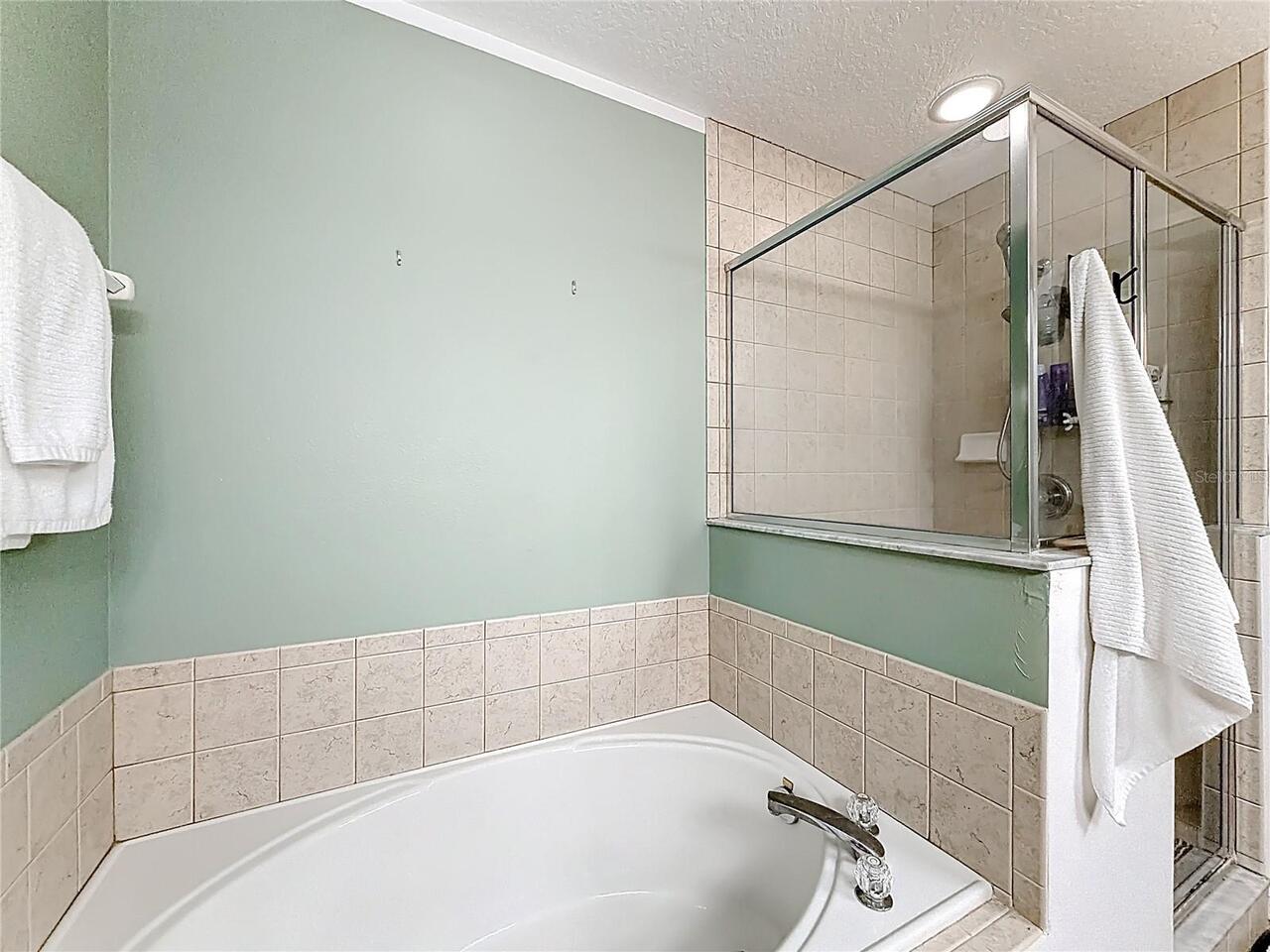 Listing Photo 43