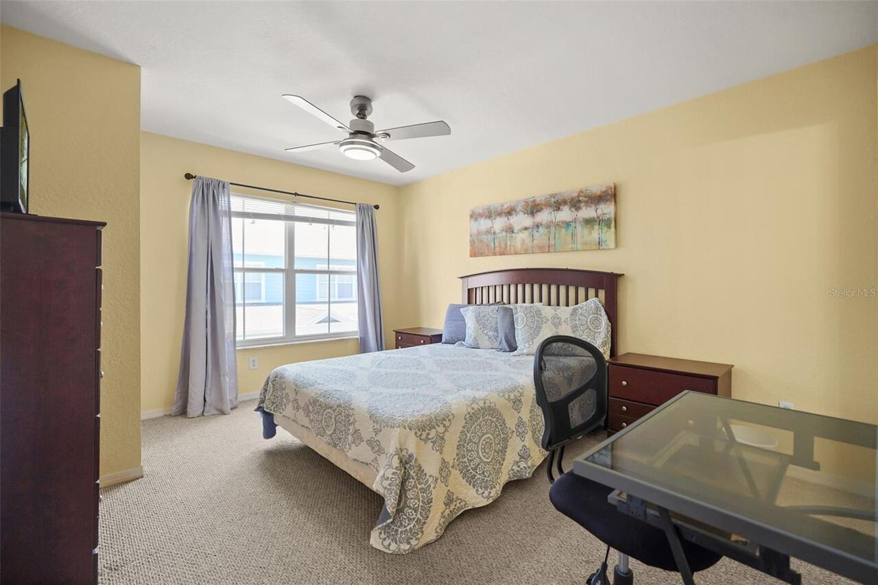 Listing Photo 17