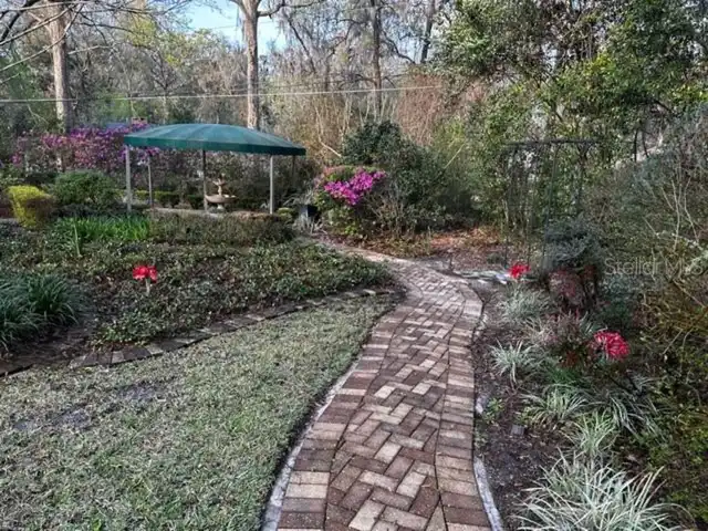 Listing Photo 37
