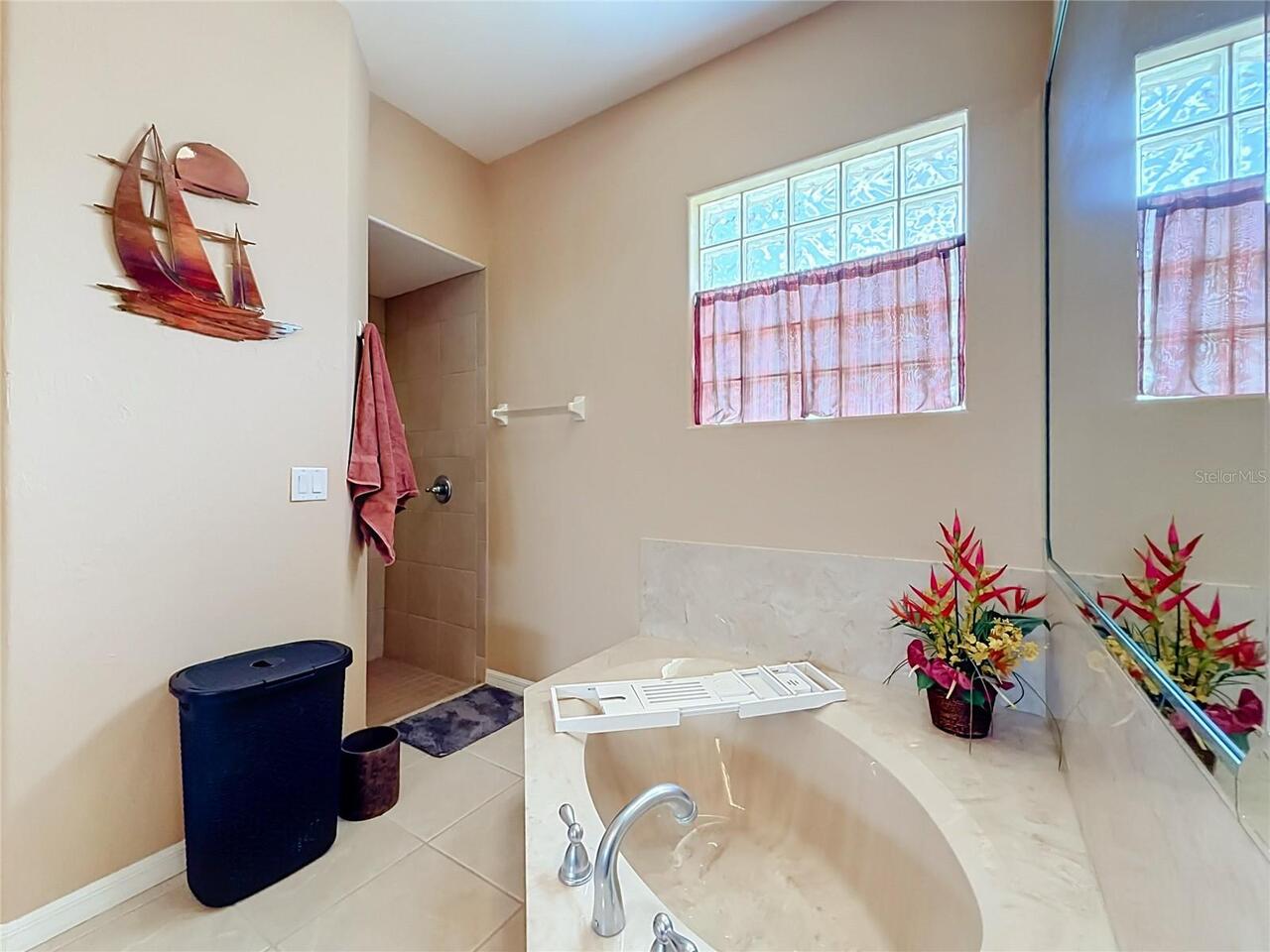 Listing Photo 28